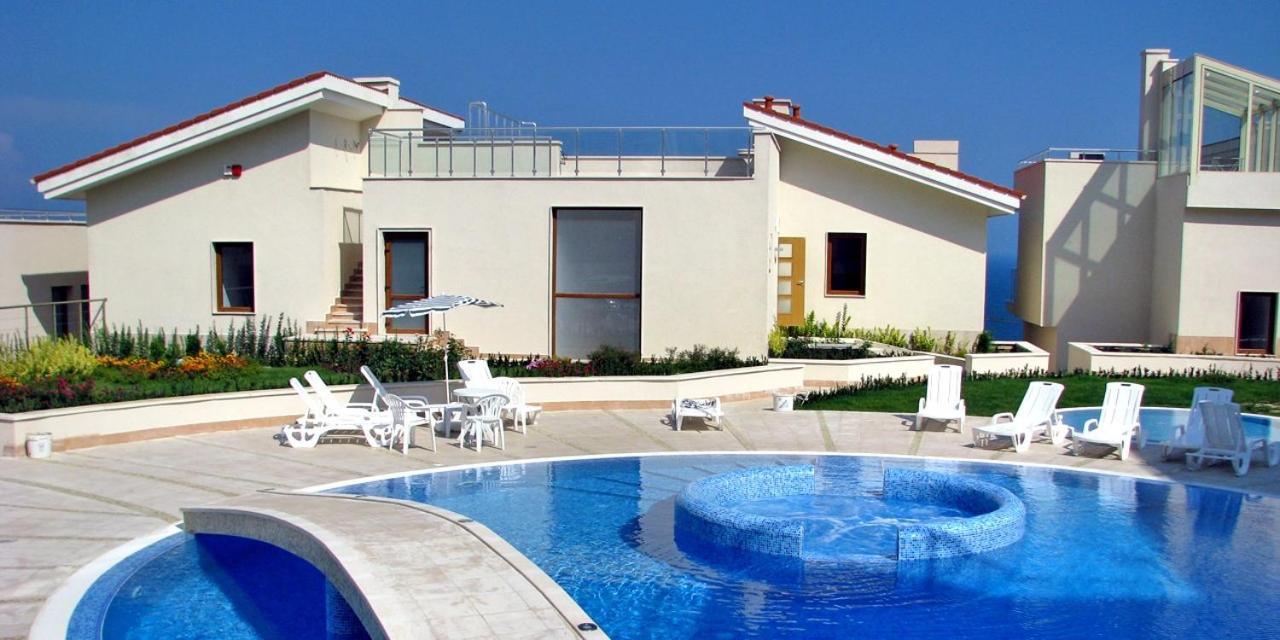 Sun Village Family Houses بايالا المظهر الخارجي الصورة