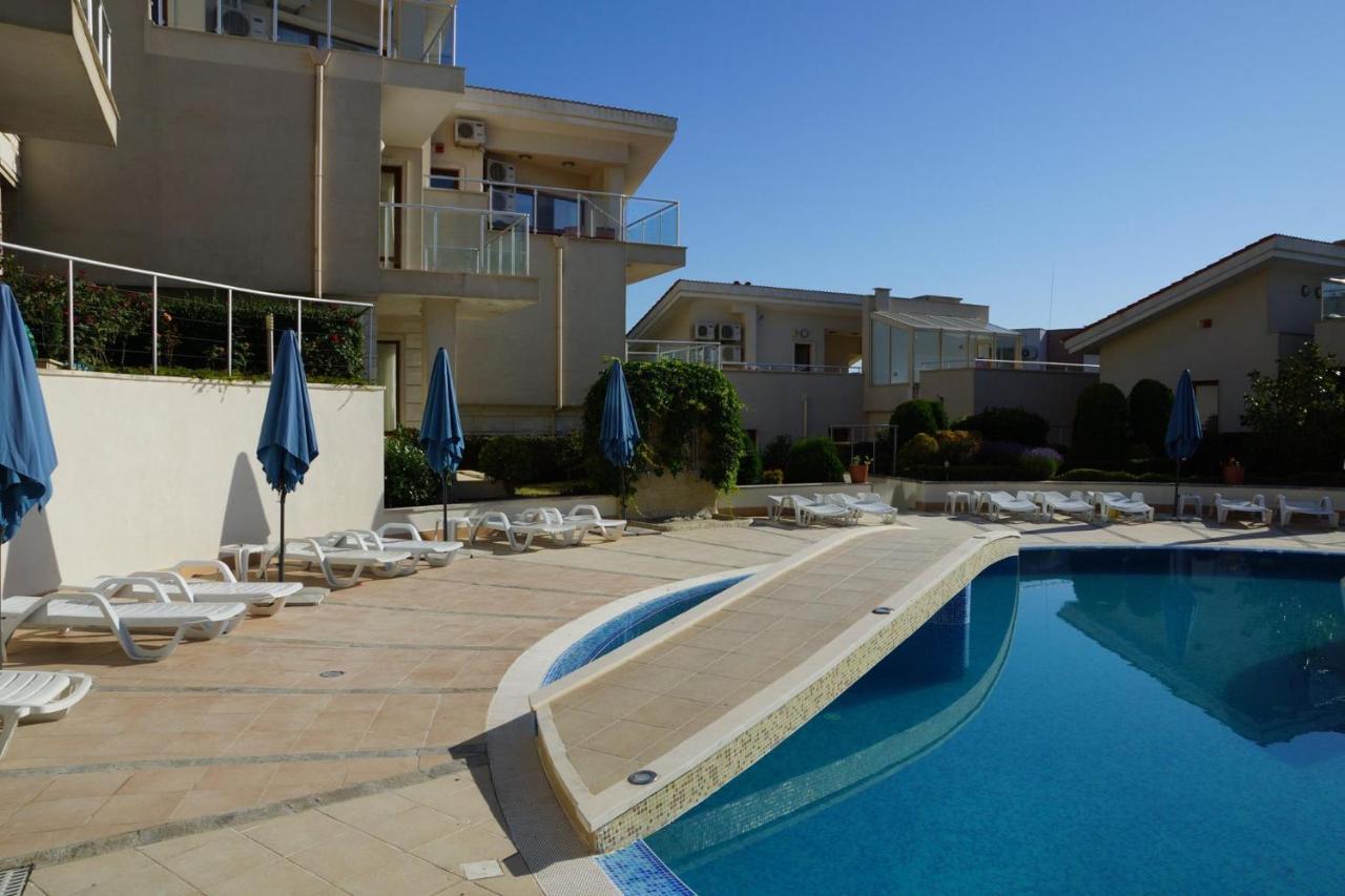 Sun Village Family Houses بايالا المظهر الخارجي الصورة