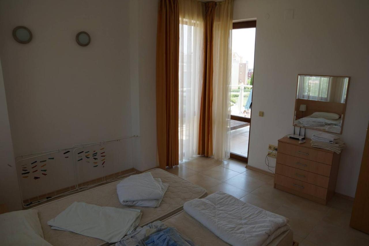 Sun Village Family Houses بايالا المظهر الخارجي الصورة