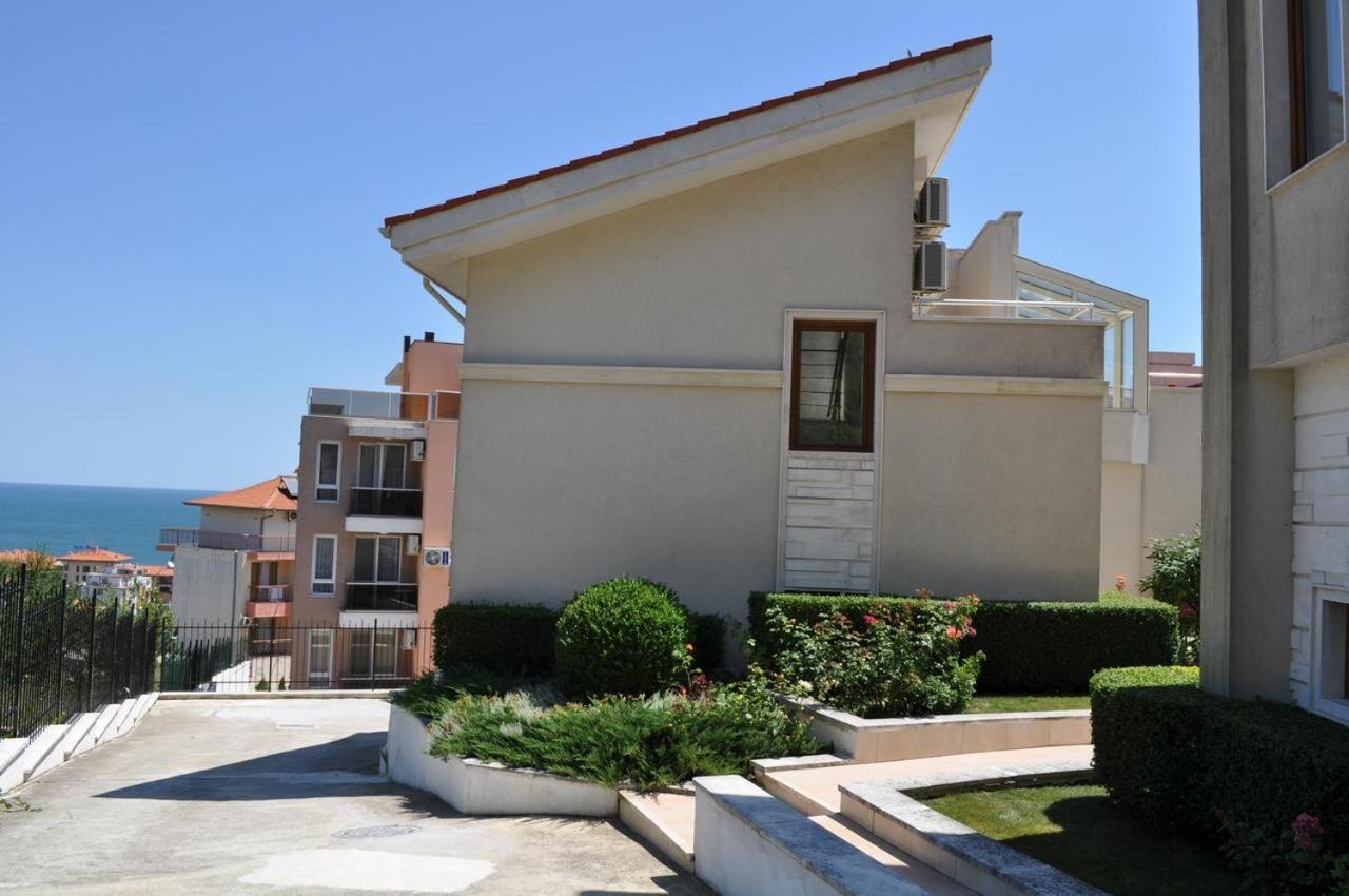 Sun Village Family Houses بايالا المظهر الخارجي الصورة