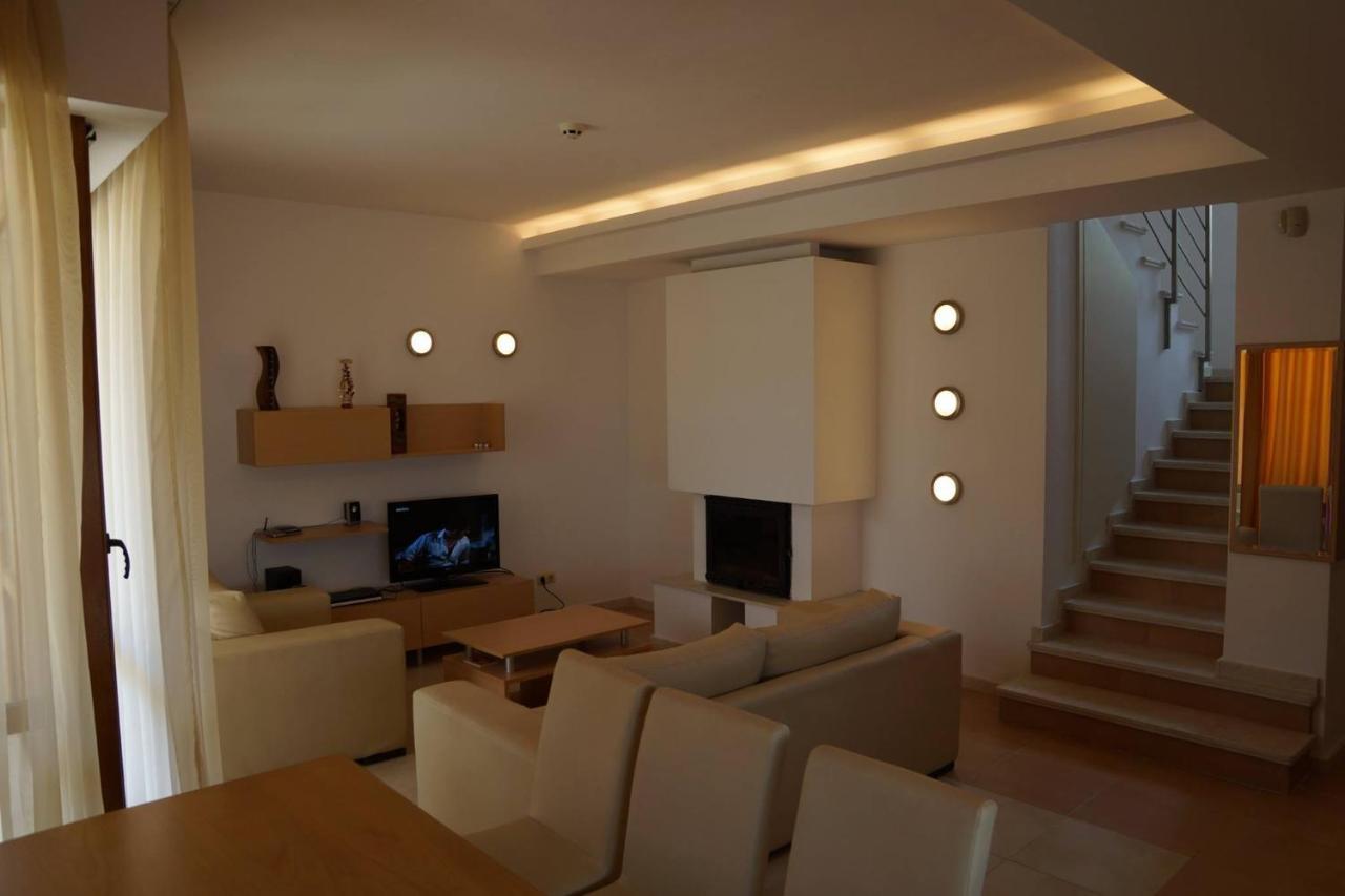 Sun Village Family Houses بايالا المظهر الخارجي الصورة